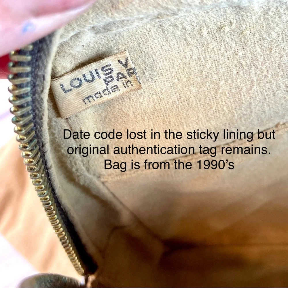 Louis Vuitton Trousse 23 Crossbody bag Custom Painted in rainbow with charms - Picture 10 of 16